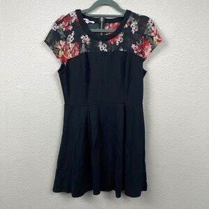 OOTD Black Floral Fit Flare Mini Dress Short Sleeve Sz L